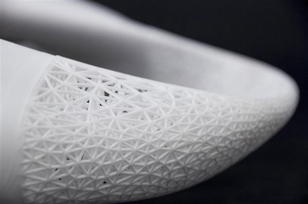 連比賽都用上3D打印了 德國大學生賽車設備融入3D打印技術