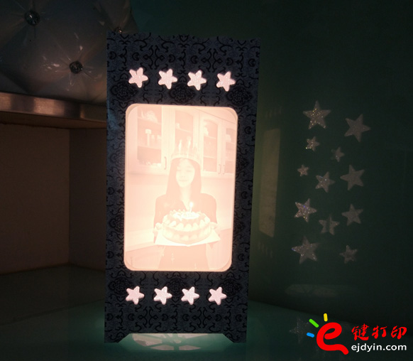 3D打印浮雕臺(tái)燈1